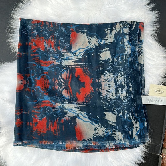New GUESS Abstract Logo Scarf - Picture 3 of 5